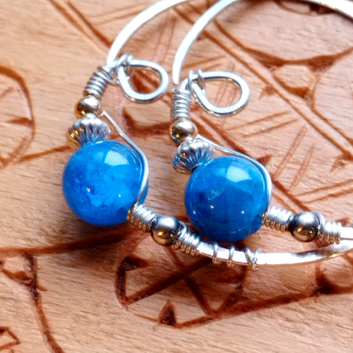 kamuy to（カムイ トー・摩周湖）のニンカリ【アイヌの耳飾り・ピアス