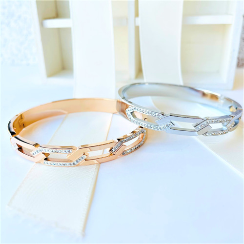 【新品未使用】バングル ブレスレット ジルコニア/シルバー/ローズゴールド 金属アレルギー対応 ステンレスブレスレット 一粒ジュエルの