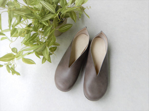 すぽっと履けて♪楽ちん♪♪幅広対応・Ⅴカット・大人ナチュラル・柔らか・フラットシューズ・105 9枚目の画像