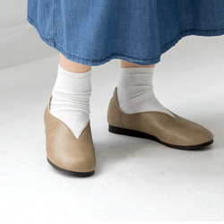 すぽっと履けて♪楽ちん♪♪幅広対応・Ⅴカット・大人ナチュラル・柔らか・フラットシューズ・105 1枚目の画像