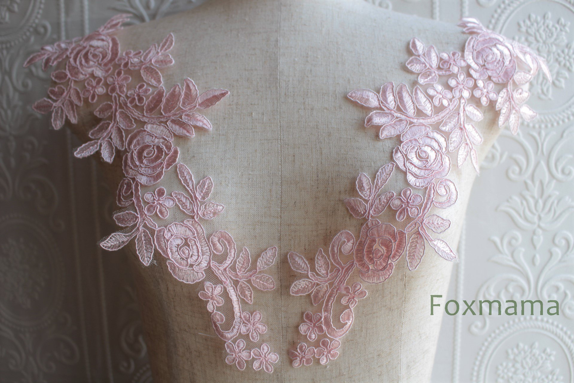 まるまる薄いピンク 花柄刺繍 袋帯 美しい金色と銀色の刺繍花柄 袋帯