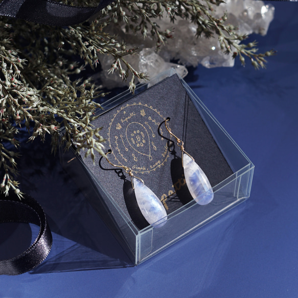 14KGF 大皇家藍色月光石吊式耳環 ~Lisa 第4張的照片
