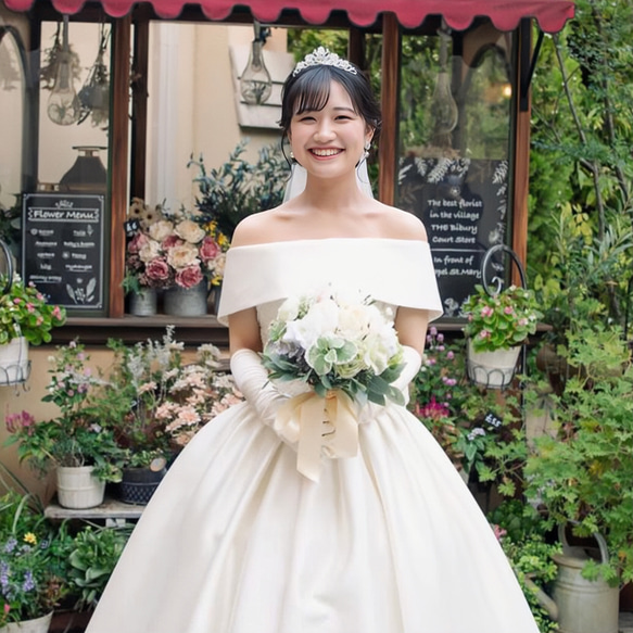 ティアラ 小さめ　ウェディング　ブライダル　花嫁　結婚式　ヘッドドレス　ティアラ　ビジュー　コームTLM239 14枚目の画像