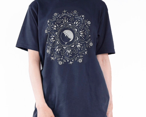美品　&ellecy　猫曼荼羅　カットソー　ロンTシャツ　ネコマンダラ 美品 &ellecy 猫曼荼羅 カットソー ロングTシャツ ネコマンダラ