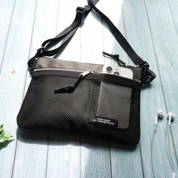 ダブルジップサコッシュBAG
