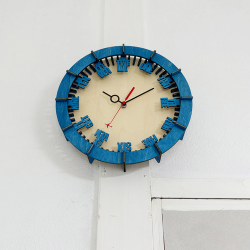 モダン（英語）」木製掛け時計 インテリア ギフト 北欧 スタイリッシュ