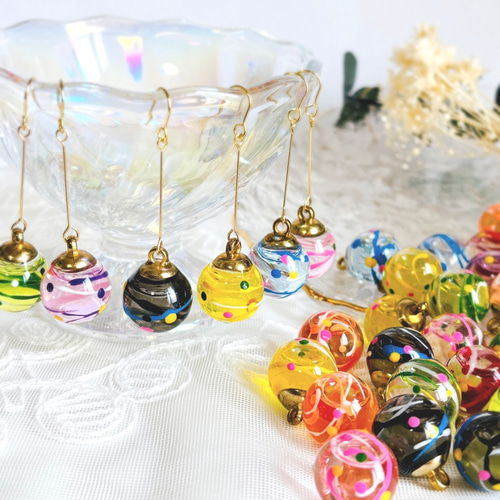 ヨーヨーとヒマワリの夏ピアスorイヤリング　ガラスビーズ ヨーヨーとヒマワリの夏ピアスorイヤリング ガラスビーズ ☆大人気