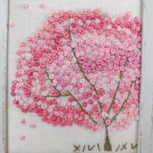 刺繍キット/桜の木のフレーム/フレンチナットステッチで描く/簡単