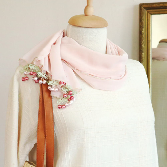 [Resale] OYA chiffon shawl [CHERRY] Aurora Pink 第2張的照片