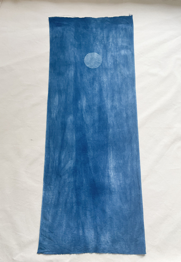 送料無料 　WATERFALL No.3 滝 藍染手ぬぐい　絞り染め 月 2枚目の画像