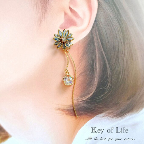 Key of Life▶︎透明感が美しい【ガラス花/ブルー】金属