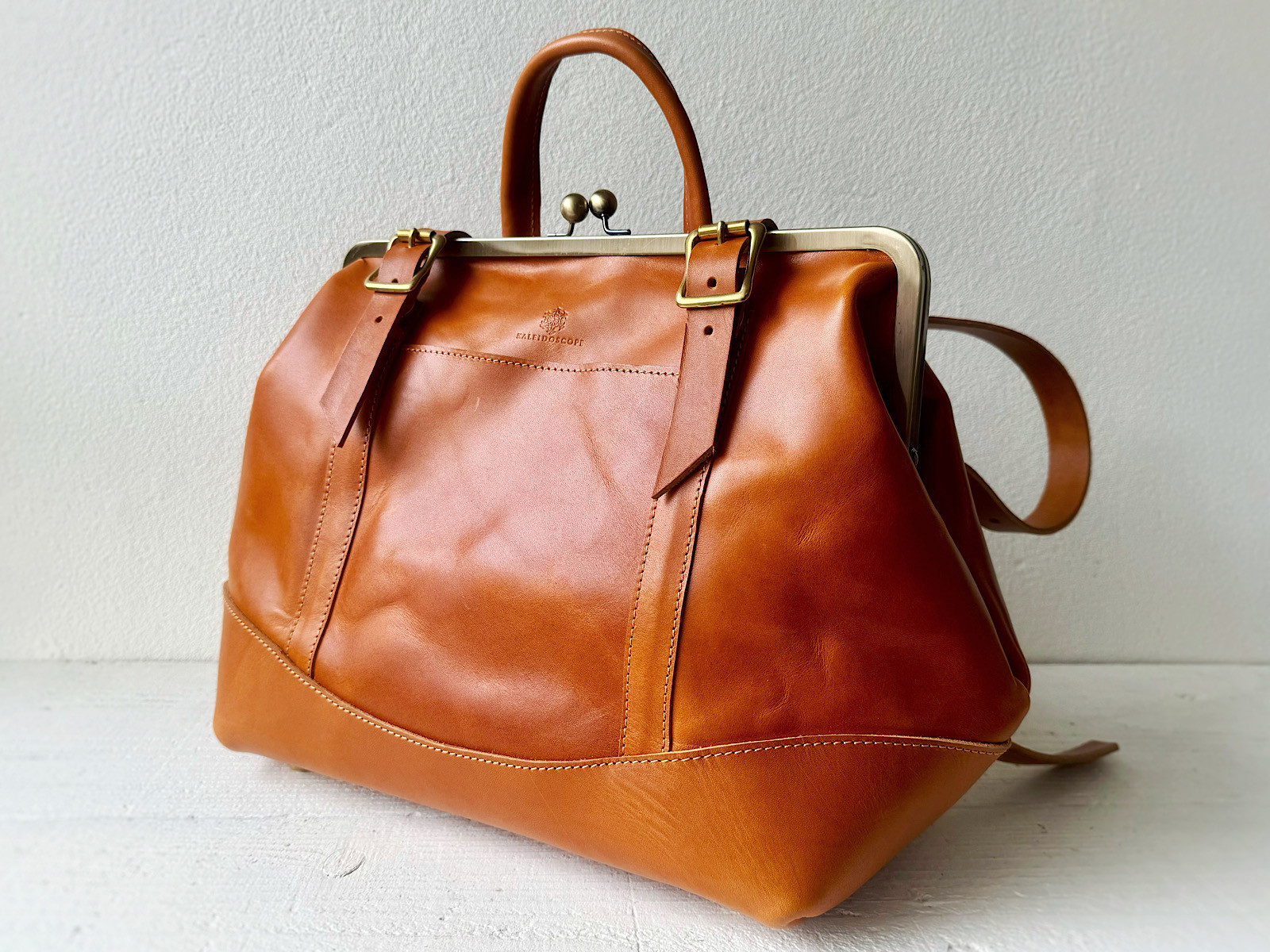 【受注製作（納期3ヶ月）】栃木レザー＊ヌメ革がまぐちリュック「montagna」L（キャメル）