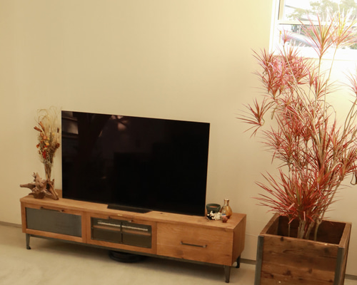 ヴィンテージ 無垢材 ローボード アイアン脚 引き出し テレビ台