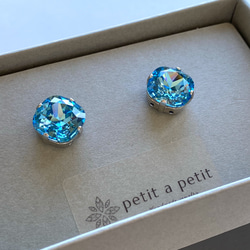 スワロフスキー®︎ カフス Carré アクアマリン ギフトボックス付 5枚目の画像