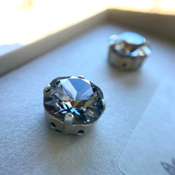 スワロフスキー®︎ カフス Carré アクアマリン ギフトボックス付 9枚目の画像