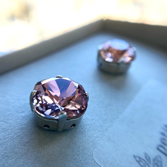 スワロフスキー®︎ カフス Carré アクアマリン ギフトボックス付 13枚目の画像