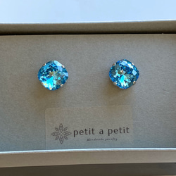 スワロフスキー®︎ カフス Carré アクアマリン ギフトボックス付 6枚目の画像