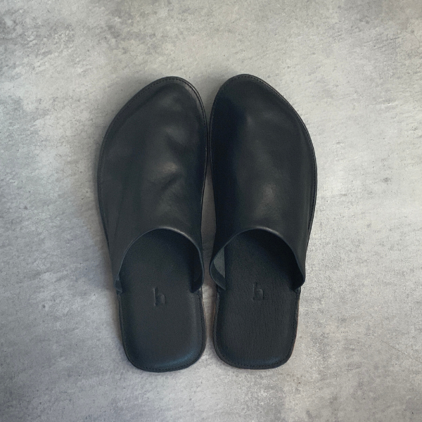 革　ルームシューズ　レザースリッパ／nero