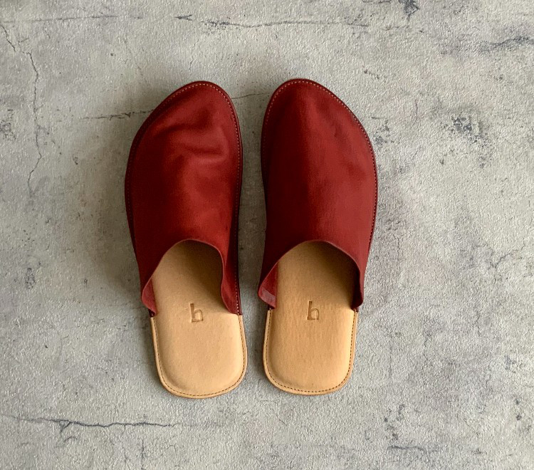 革　ルームシューズ　レザースリッパ／beni