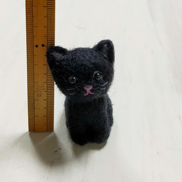 ■受注制作　羊毛フェルトの小さな子猫(黒猫)　猫グッズ　猫雑貨　 2枚目の画像