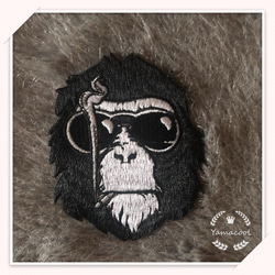 XZ05 刺繍アイロンワッペン　チンパンジー　ゴリラ　大きいサイズ　1枚 1枚目の画像