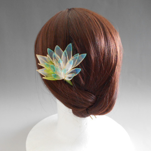 孔雀の簪（黄金の羽）髪飾り 変わり花 かんざし 時音（tokine) 通販