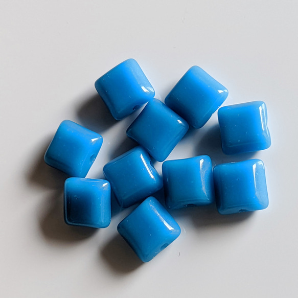 四角ビーズブルー 10個 ビーズ クラフトAnsan 通販 7562599｜Creema