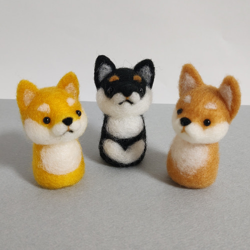 羊毛フェルト 小さな お雛様 超ミニ k00731 羊毛フェルト