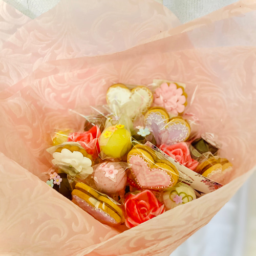 食べられる花束！お菓子ブーケ スイーツ・お菓子・パン Kozue-Sweets