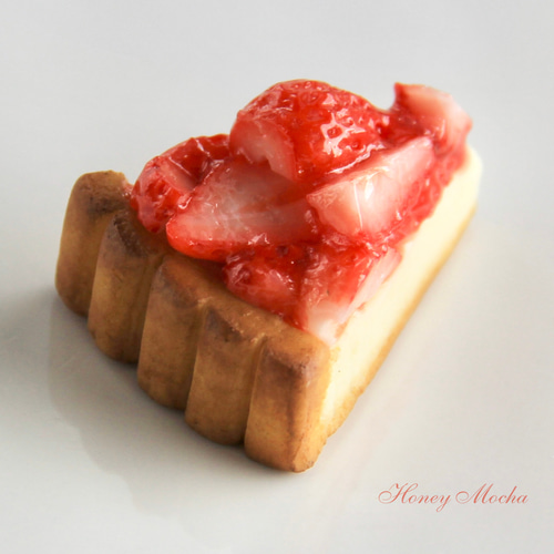 いちごタルトのキーホルダー その他アクセサリー Honey Mocha 通販