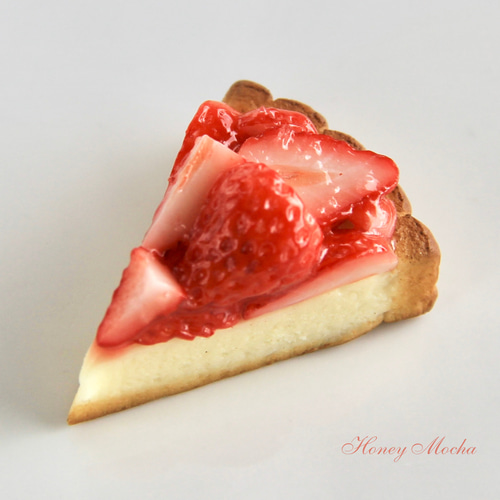 いちごタルトのキーホルダー その他アクセサリー Honey Mocha 通販