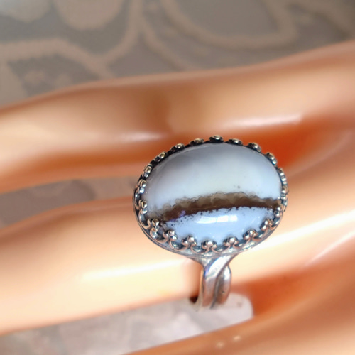 ま*こ様 オパール石 刻印WGリング 3b50fa215e73e7bdfb41e8faa8f16a