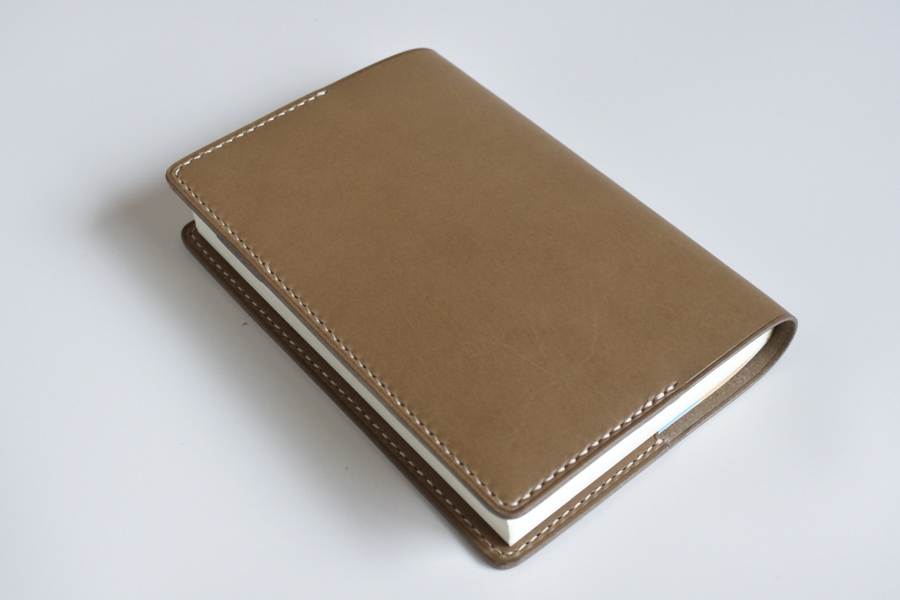 本革　ブックマーク付きブックカバー（文庫本サイズ）【受注制作】 Bc02B