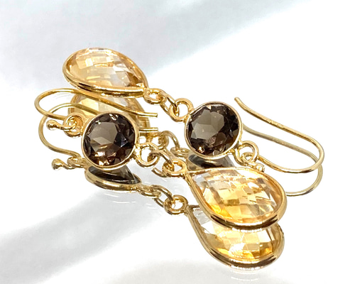 【ミント】宝石質シトリンクォーツのロングマーキスピアス 天然石】宝石質シトリン（11月誕生石）とスモーキークォーツの
