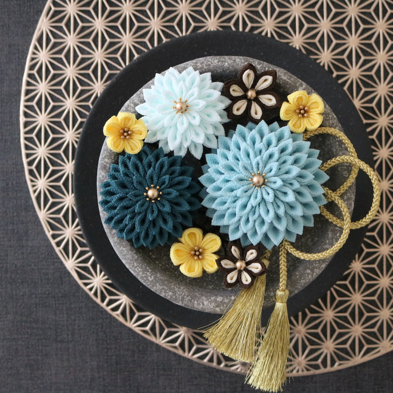 【ミントグリーン】つまみ細工の髪飾りセット＊成人式や和装のかんざしとして