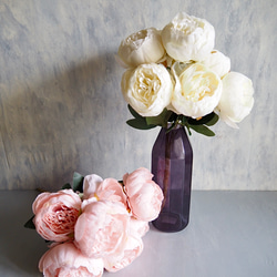 ボリューム満点！7輪咲き造花ピオニーブーケ【ホワイト】 6枚目の画像