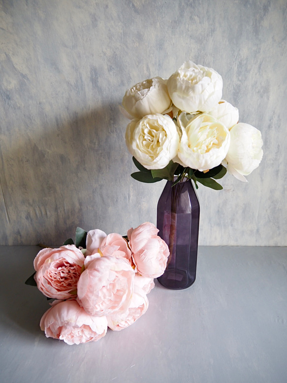 ボリューム満点！7輪咲き造花ピオニーブーケ【ホワイト】 6枚目の画像