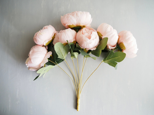 ボリューム満点！7輪咲きふんわりピオニーブーケ【ピンク】花器別売り 10枚目の画像