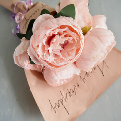 ボリューム満点！7輪咲きふんわりピオニーブーケ【ピンク】花器別売り 13枚目の画像