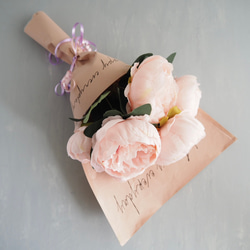 ボリューム満点！7輪咲きふんわりピオニーブーケ【ピンク】花器別売り 8枚目の画像