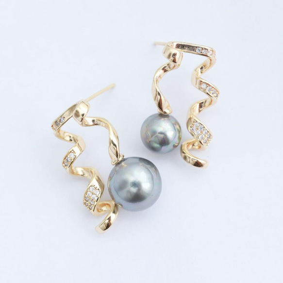 『在庫処分価格』金アレ対応 色褪せにくい CZ付 リボン ピアスパーツ 1ペア 1枚目の画像