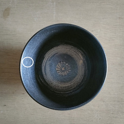 【訳あり品】飯椀（小）／黒・焼き〆陶器（レンジ、オーブン、食洗機ＯＫ） 5枚目の画像