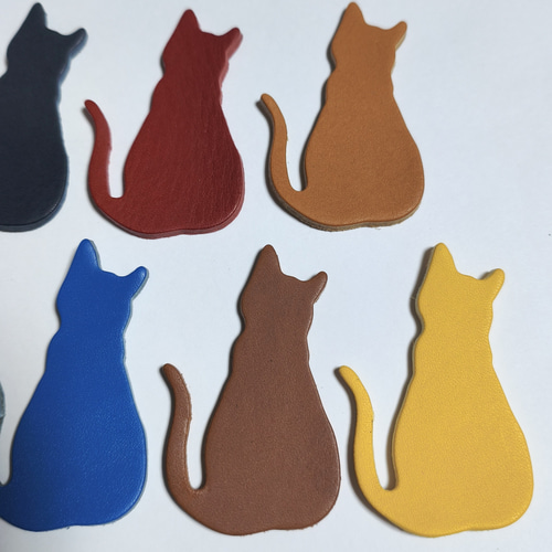送料無料 名入れ 本革 ねこちゃんキーホルダー キーホルダー Red milk