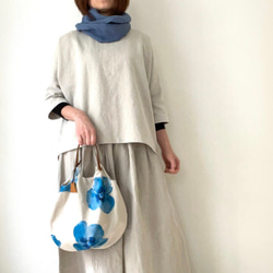 ラスト1【特集掲載】希少！入荷なし♡大人気！！大花青くったりバック 綿麻　ナチュラル×ネイビー 4枚目の画像