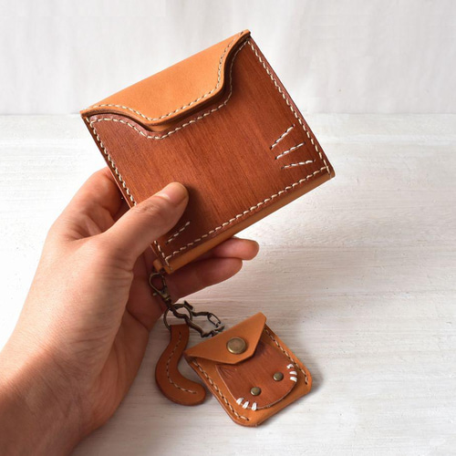 名入れ】【革にゃんこ】カードが入る小さな革財布&ちびネコインケース