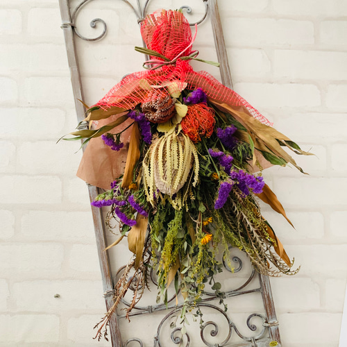 秋 ドライフラワーのスワッグ、バンクシア、壁飾り、花束、ピン  