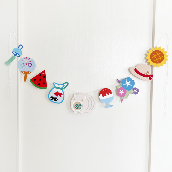 夏の季節のガーランド日本の夏の夏休み 1枚目の画像