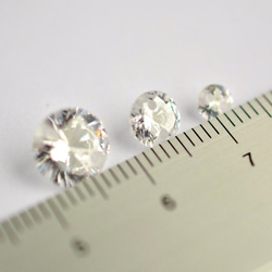 キュービックジルコニア CZ ダイヤ ルース ◎φ8mm 片穴 4個 ビーズ 