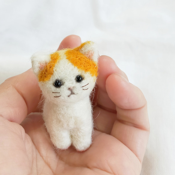 ◾受注制作 羊毛フェルトの小さな子猫(茶ぶち猫) 猫グッズ 猫