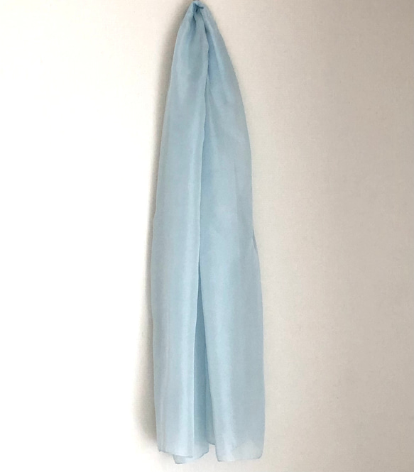 ふんわりやわらか　藍染め 大判シルクローンのショール 7枚目の画像
